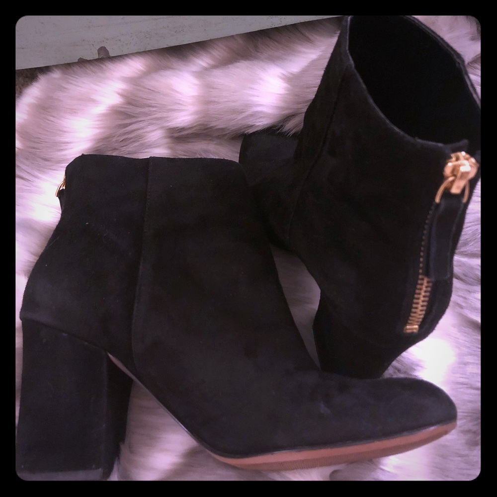 Nine West black bootie heels, size 7